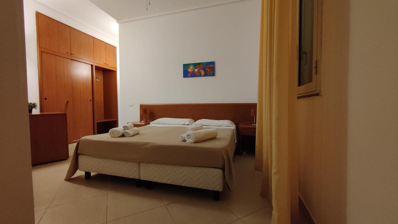 Appartamenti In Villa Polimnia Fontane Bianche Zewnętrze zdjęcie